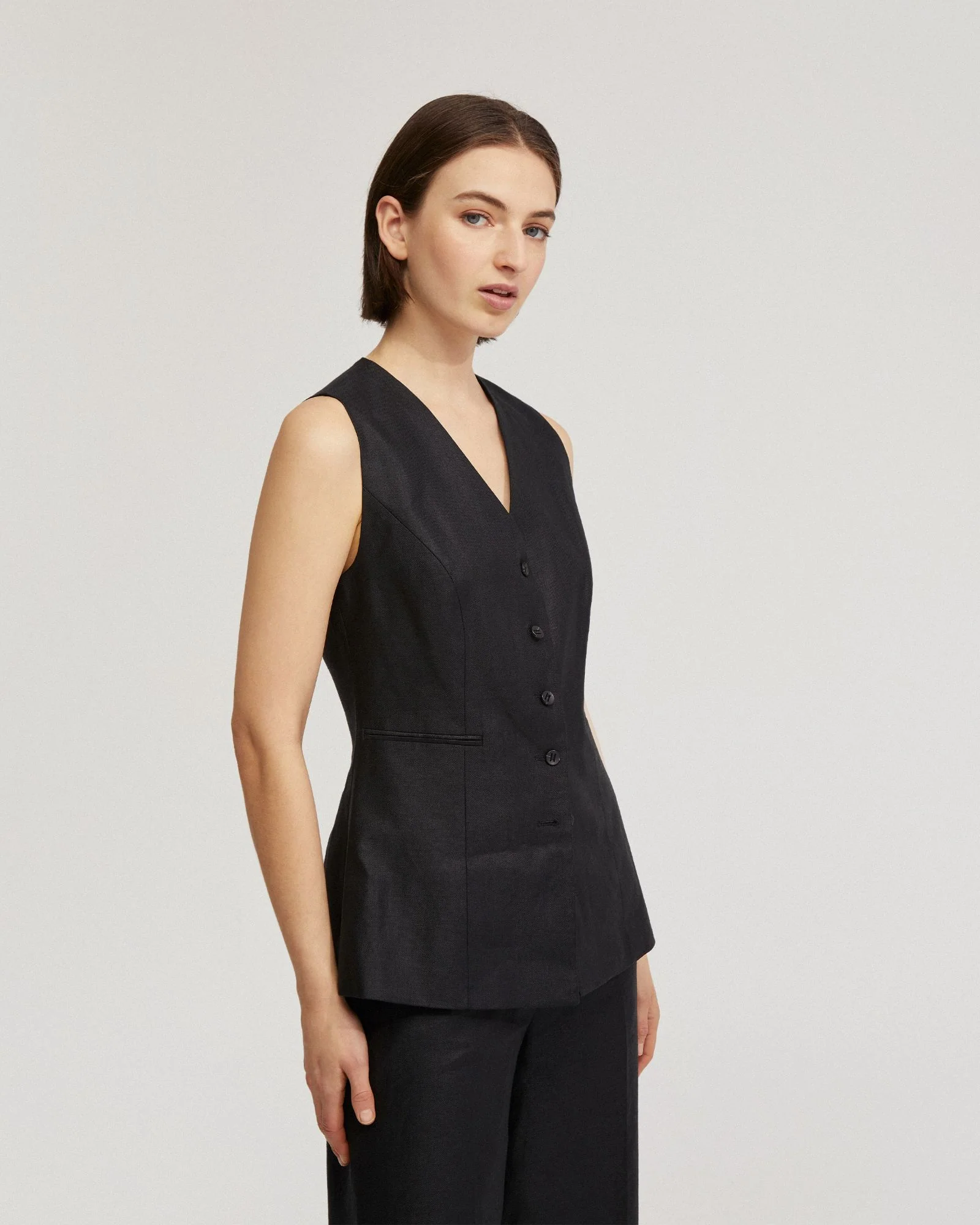 Alice Linen Waistcoat - Image 2