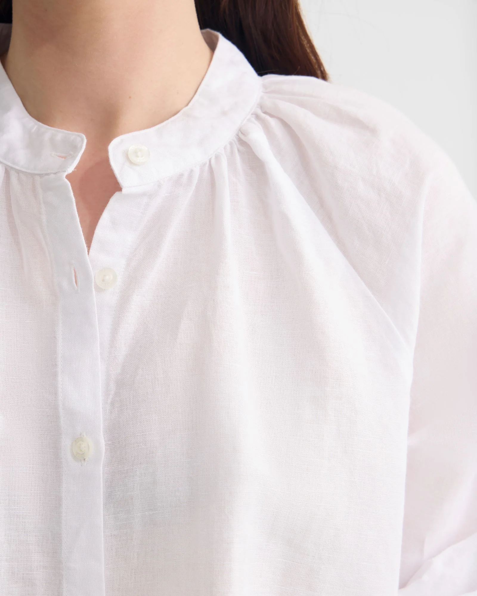 Annika Washed Linen Shirt - Image 13