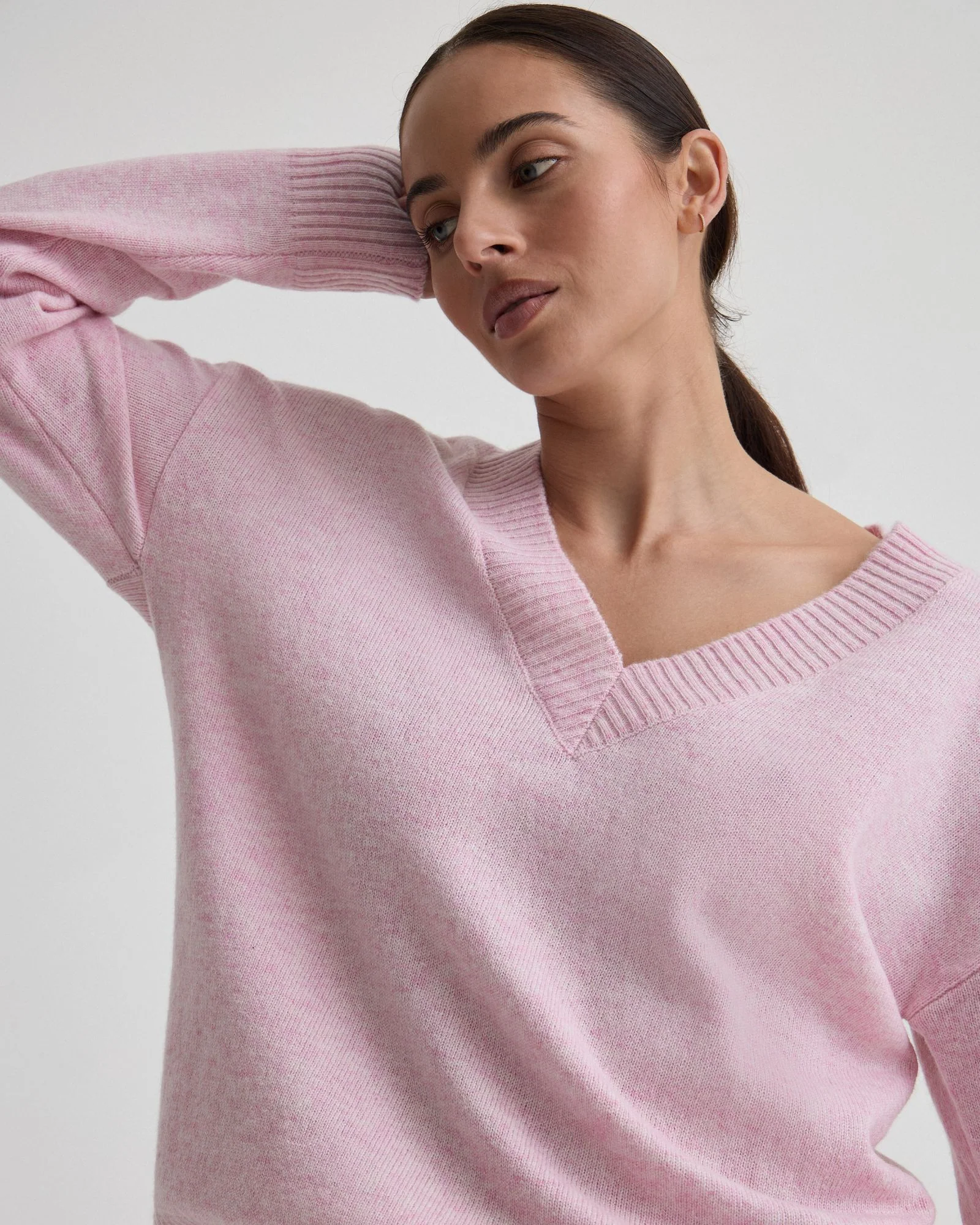 Astrid V Neck - Image 12
