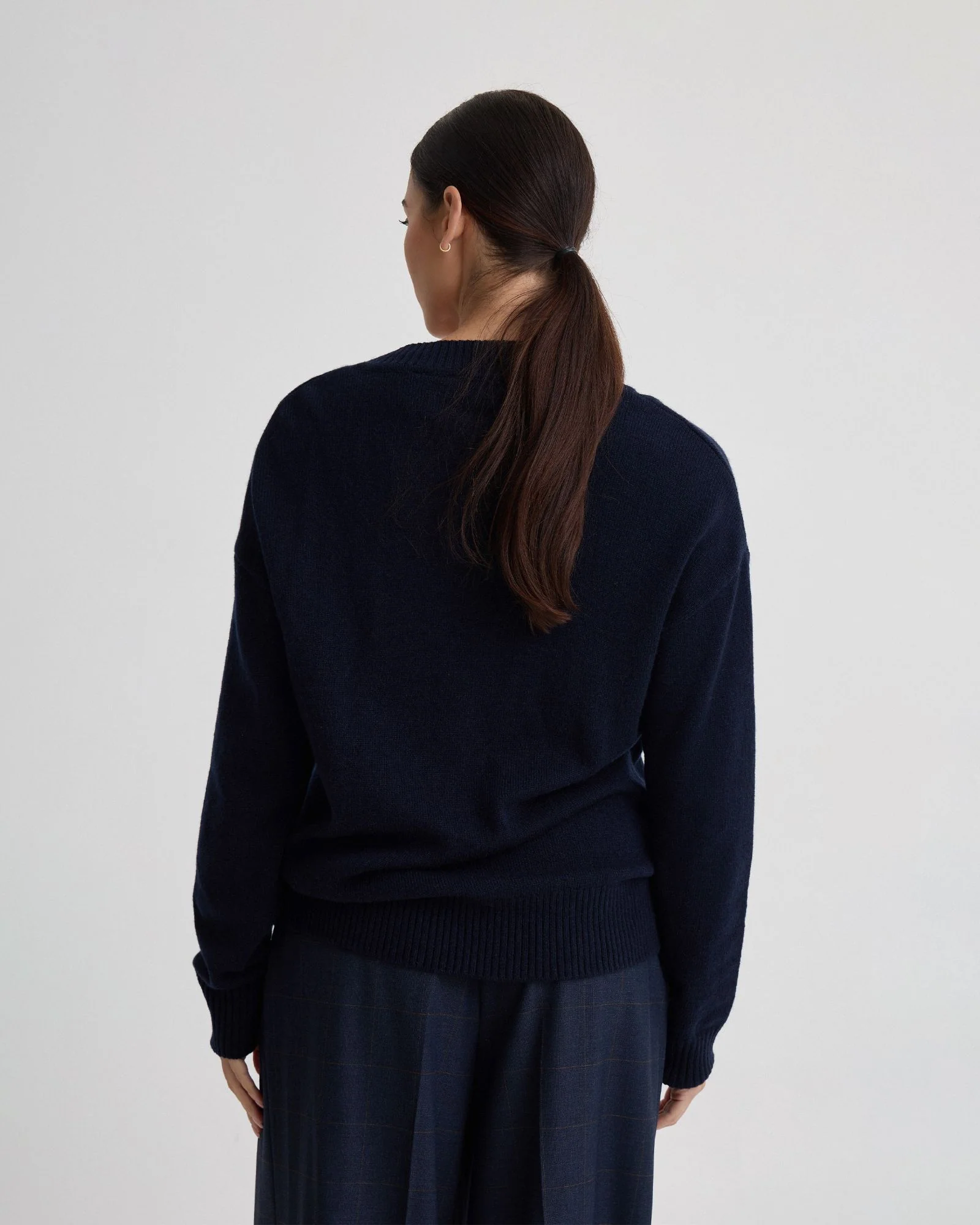 Astrid V Neck - Image 3