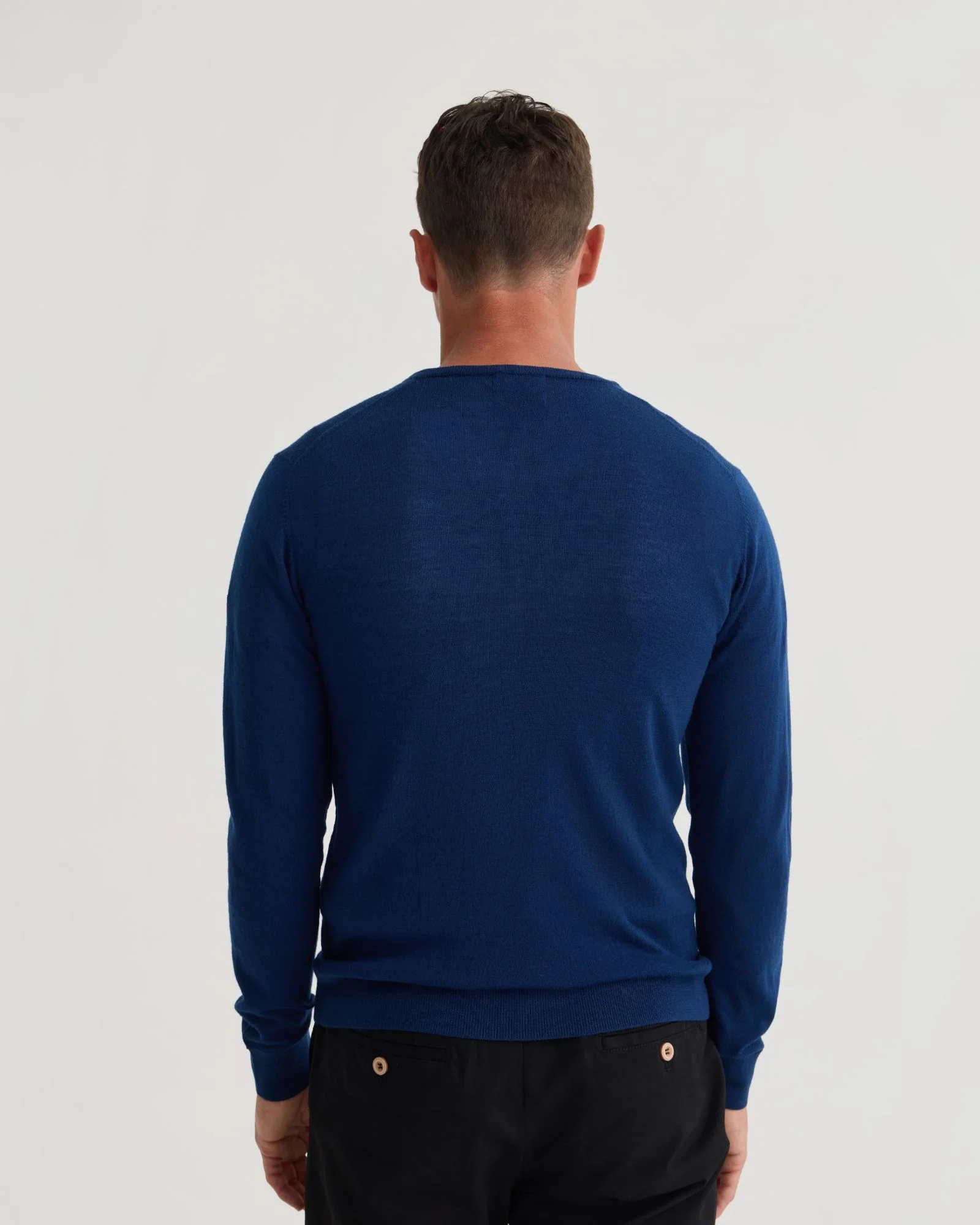 Basic V-Neck Pure Wool Pullover - Image 3