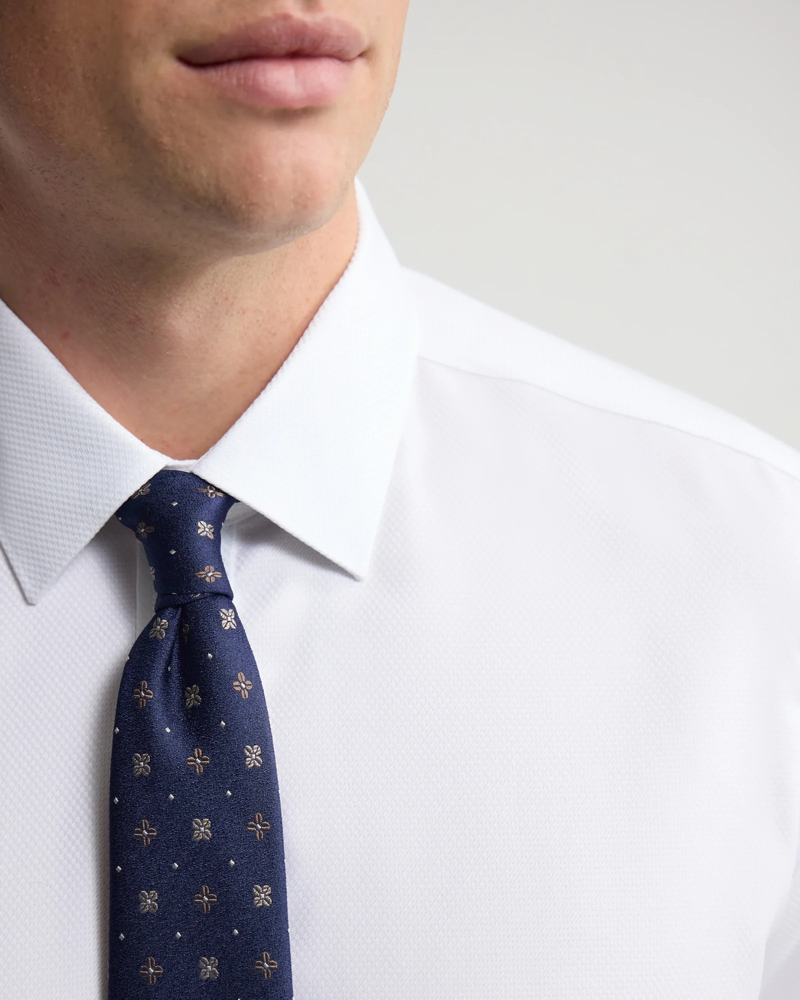 Beckton Wrinkle Resistant D Shirt - Image 7