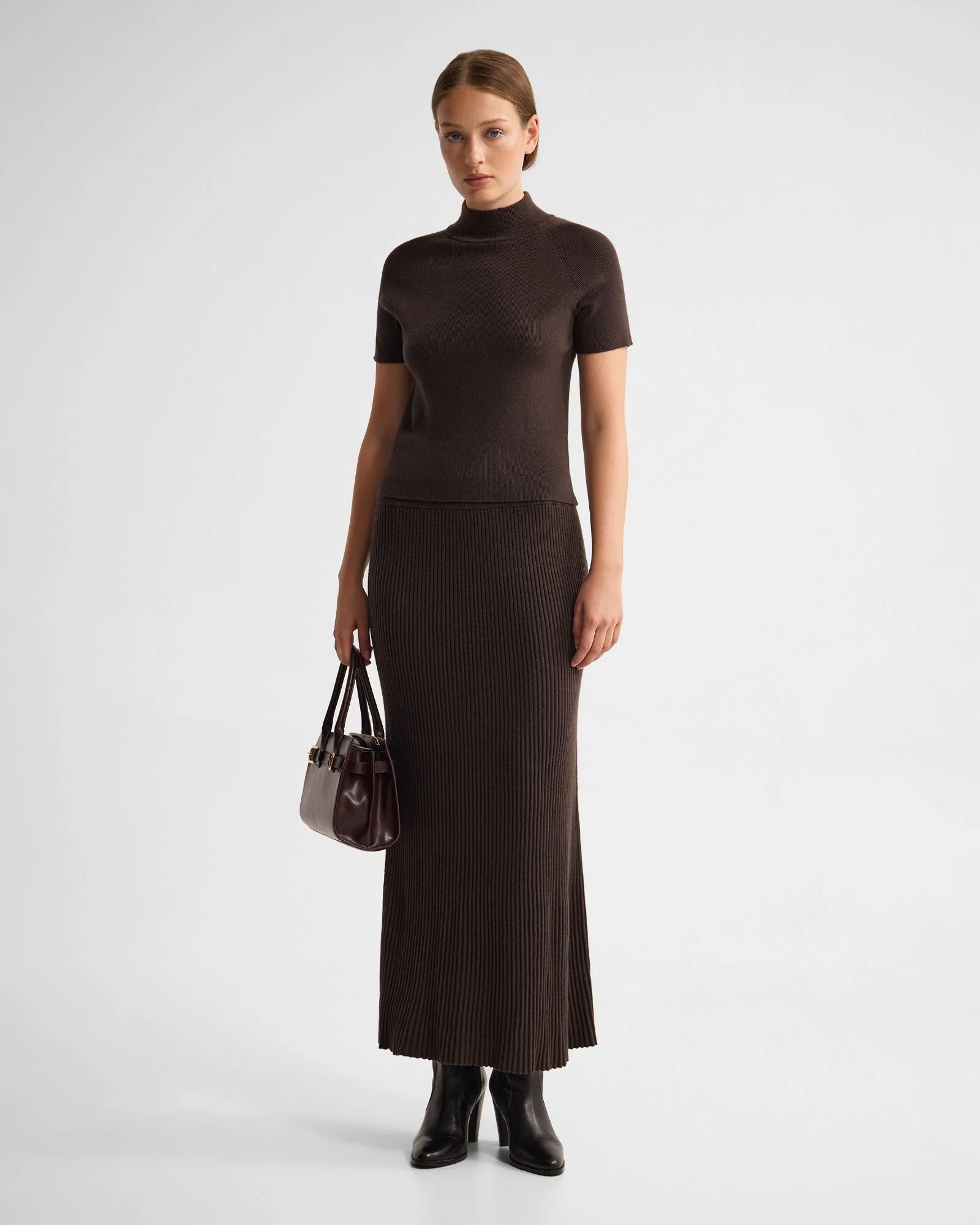 Belle Rib Knitted Skirt - Image 13