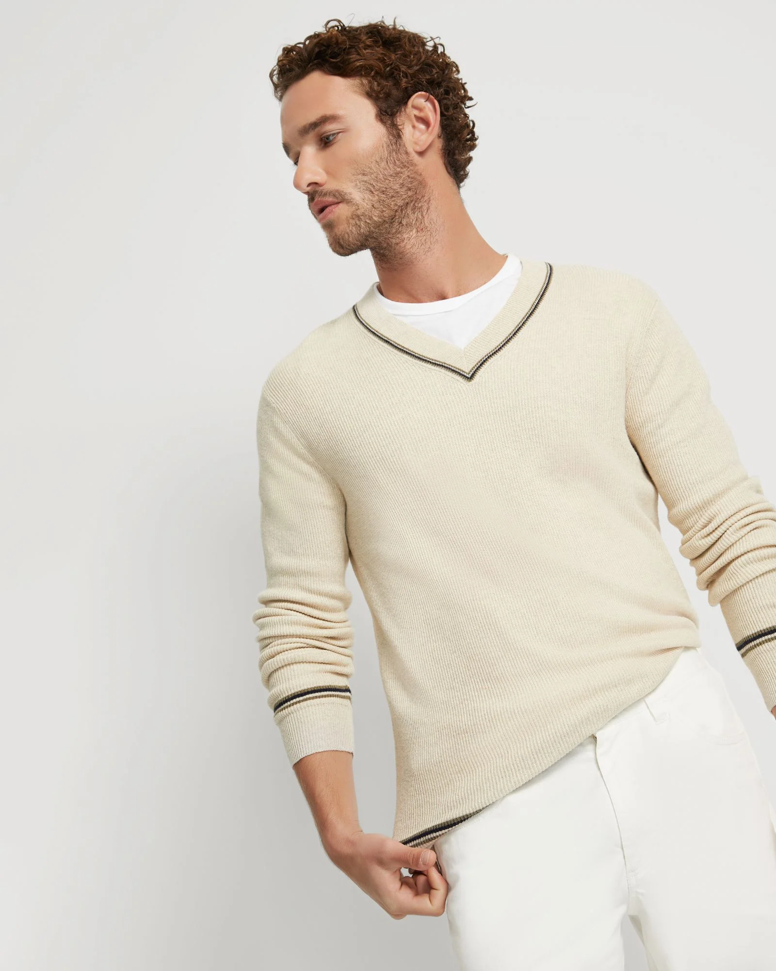 Bruno Cashmere Blend V-Neck Top - Image 10
