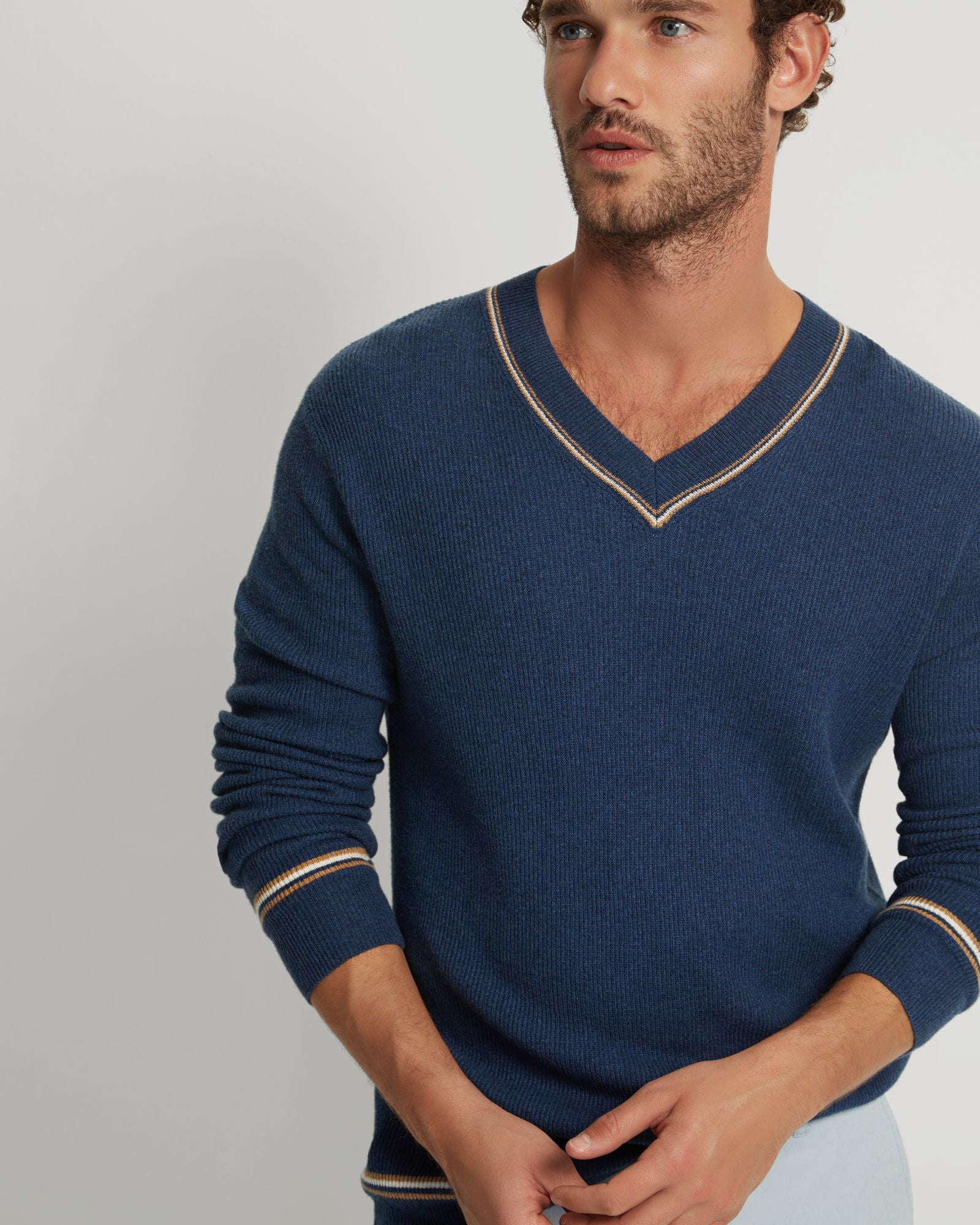 Bruno Cashmere Blend V-Neck Top - Image 4