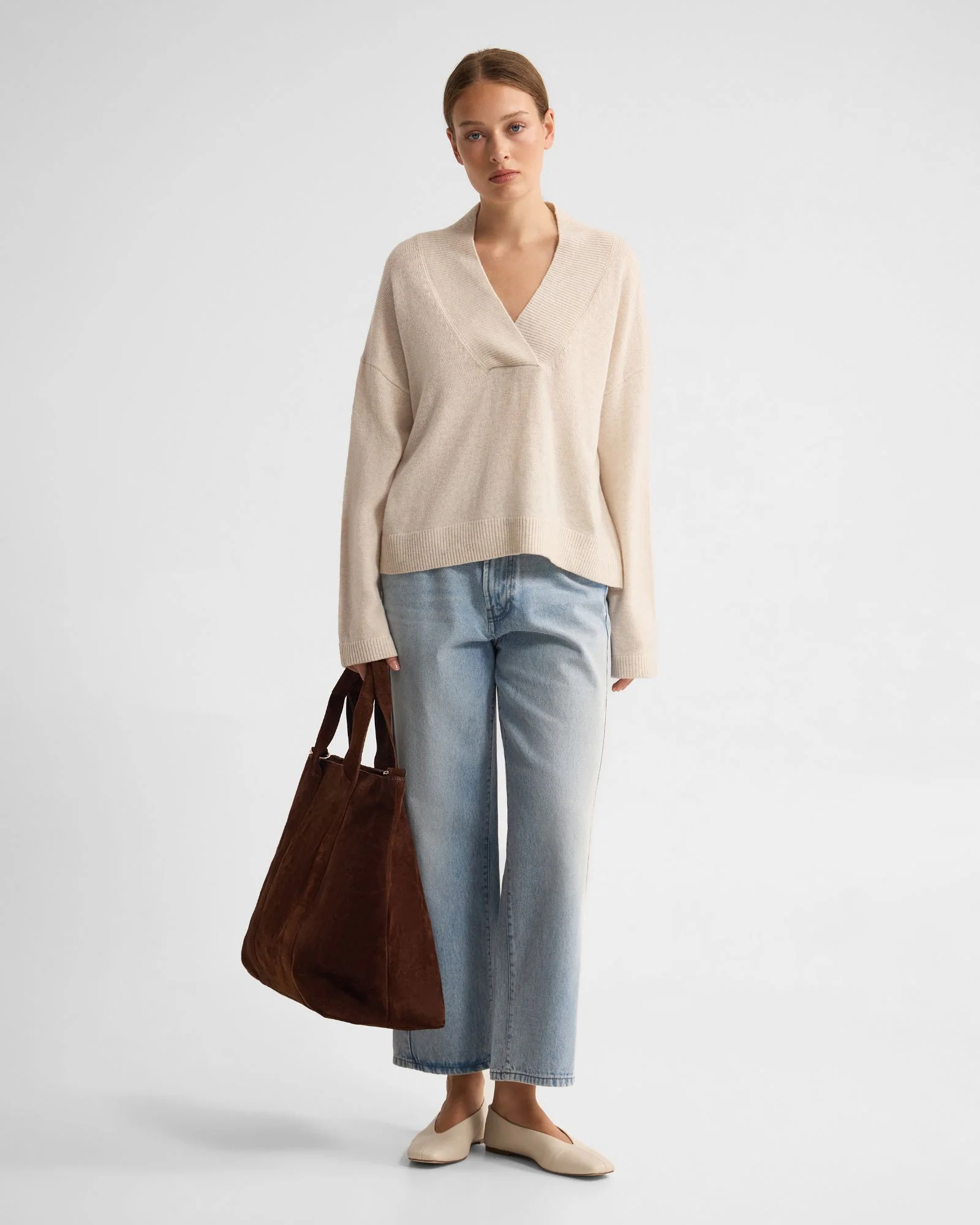 Camille V-Neck Wool Blend Knit - Image 15