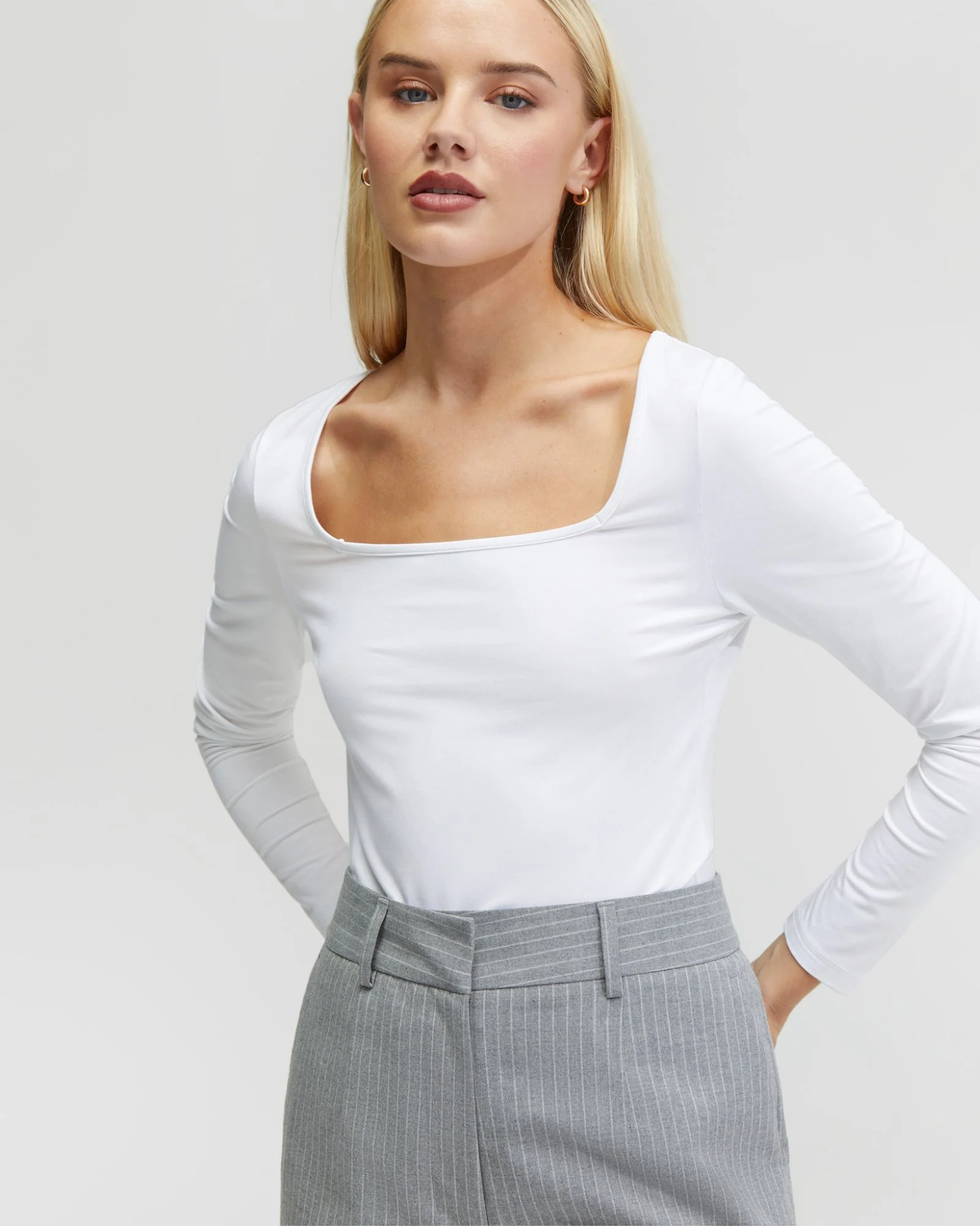 Cassie Square Neck Long Sleeve T-Shirt - Image 17