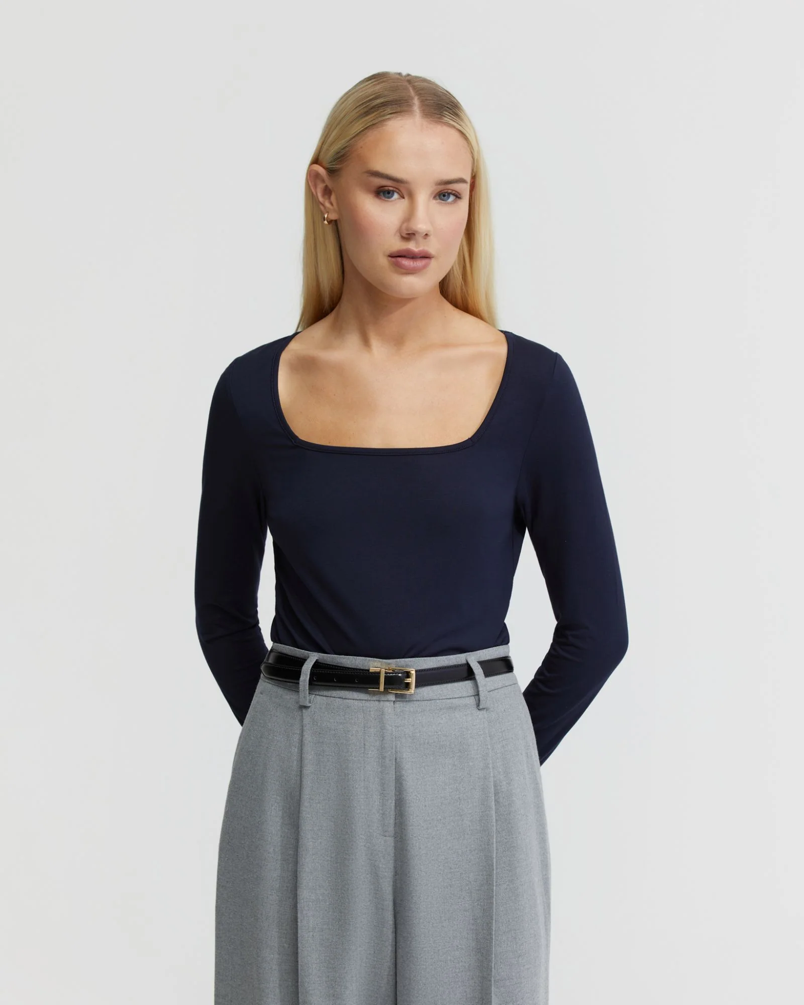 Cassie Square Neck Long Sleeve T-Shirt - Image 7