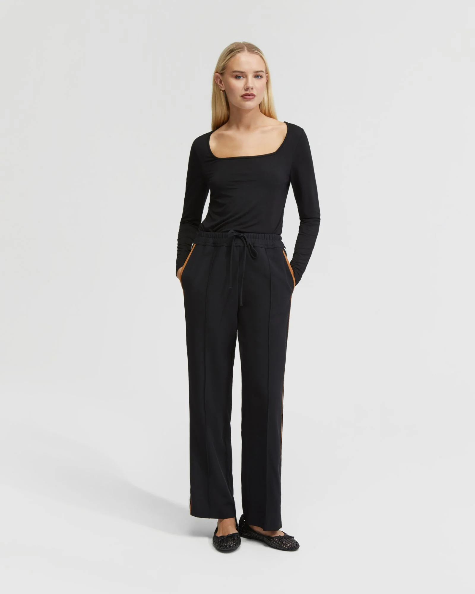 Cassie Square Neck Long Sleeve T-Shirt - Image 8