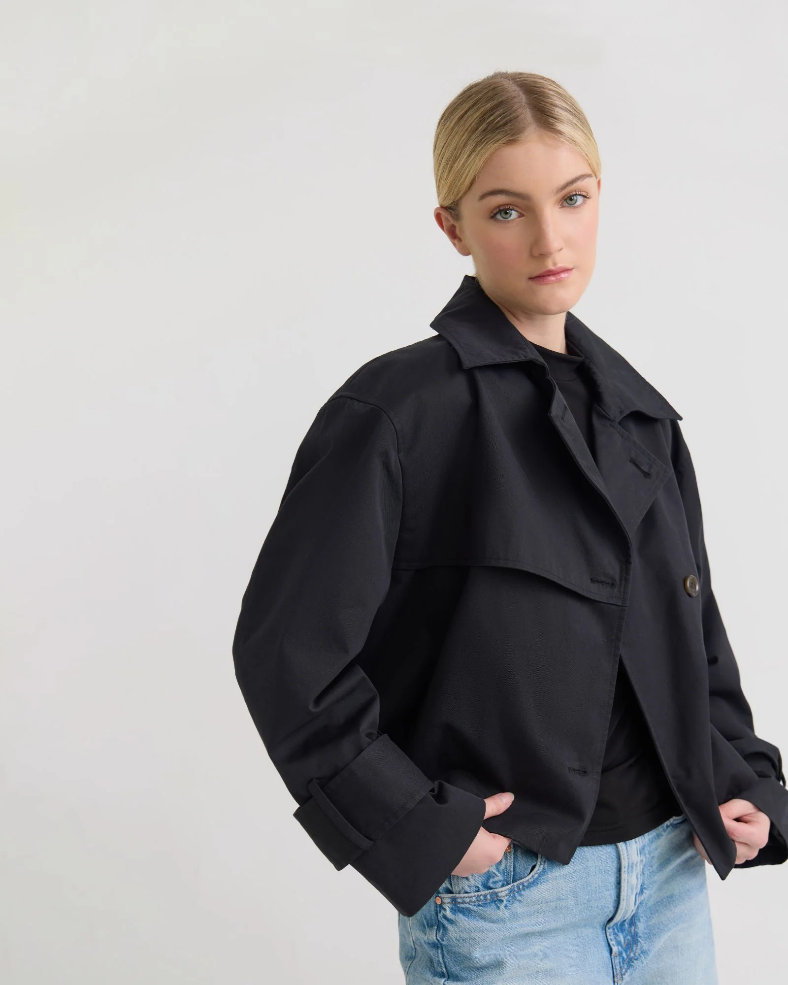 Griffin Crop Trench Jacket - Image 4