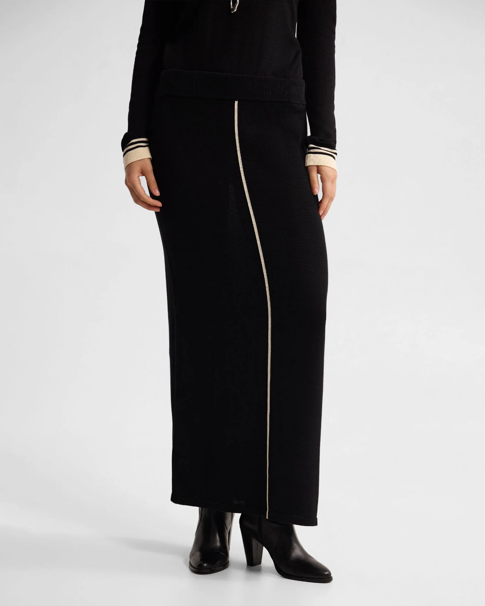 Herra Knitted Skirt - Image 2