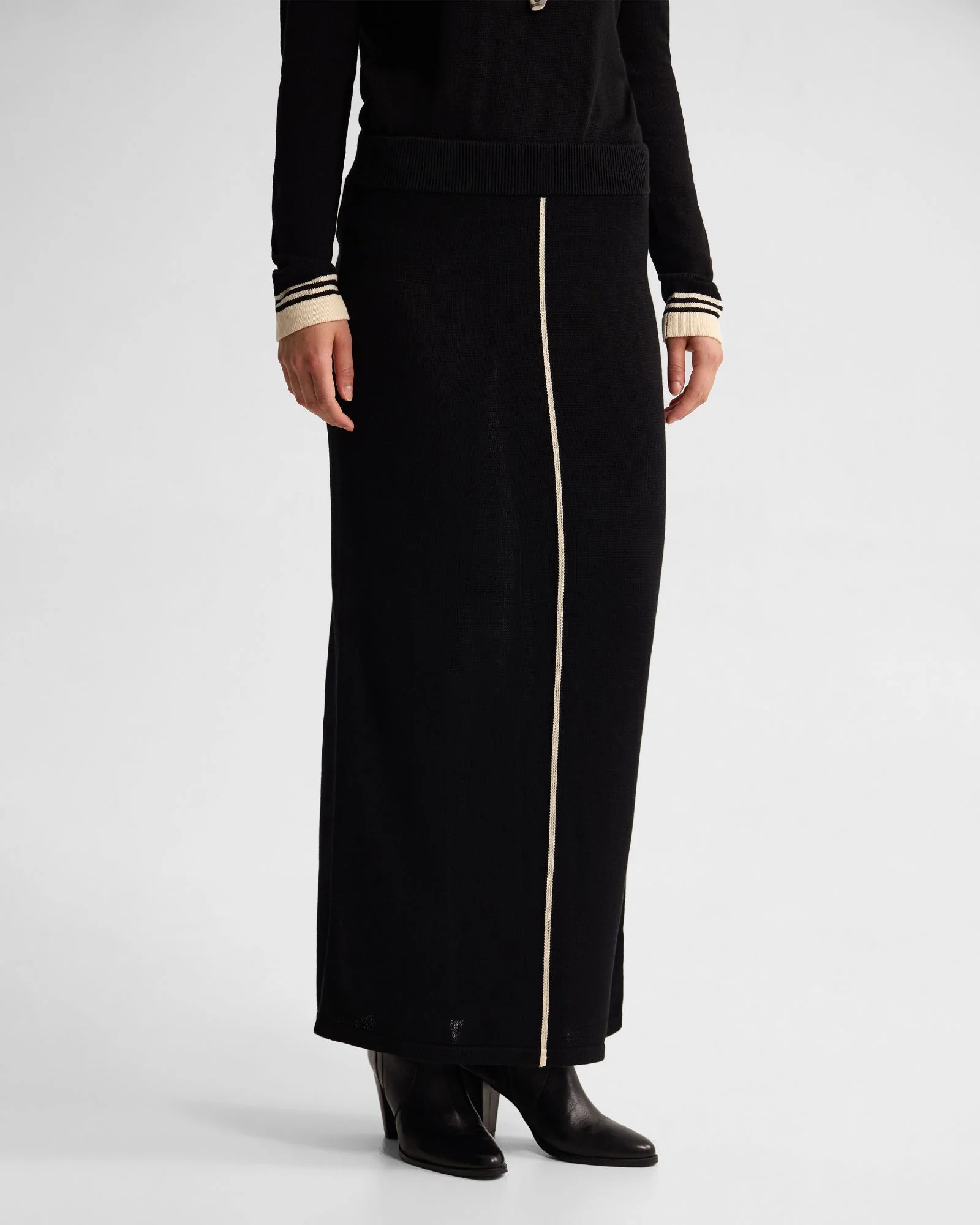 Herra Knitted Skirt - Image 3