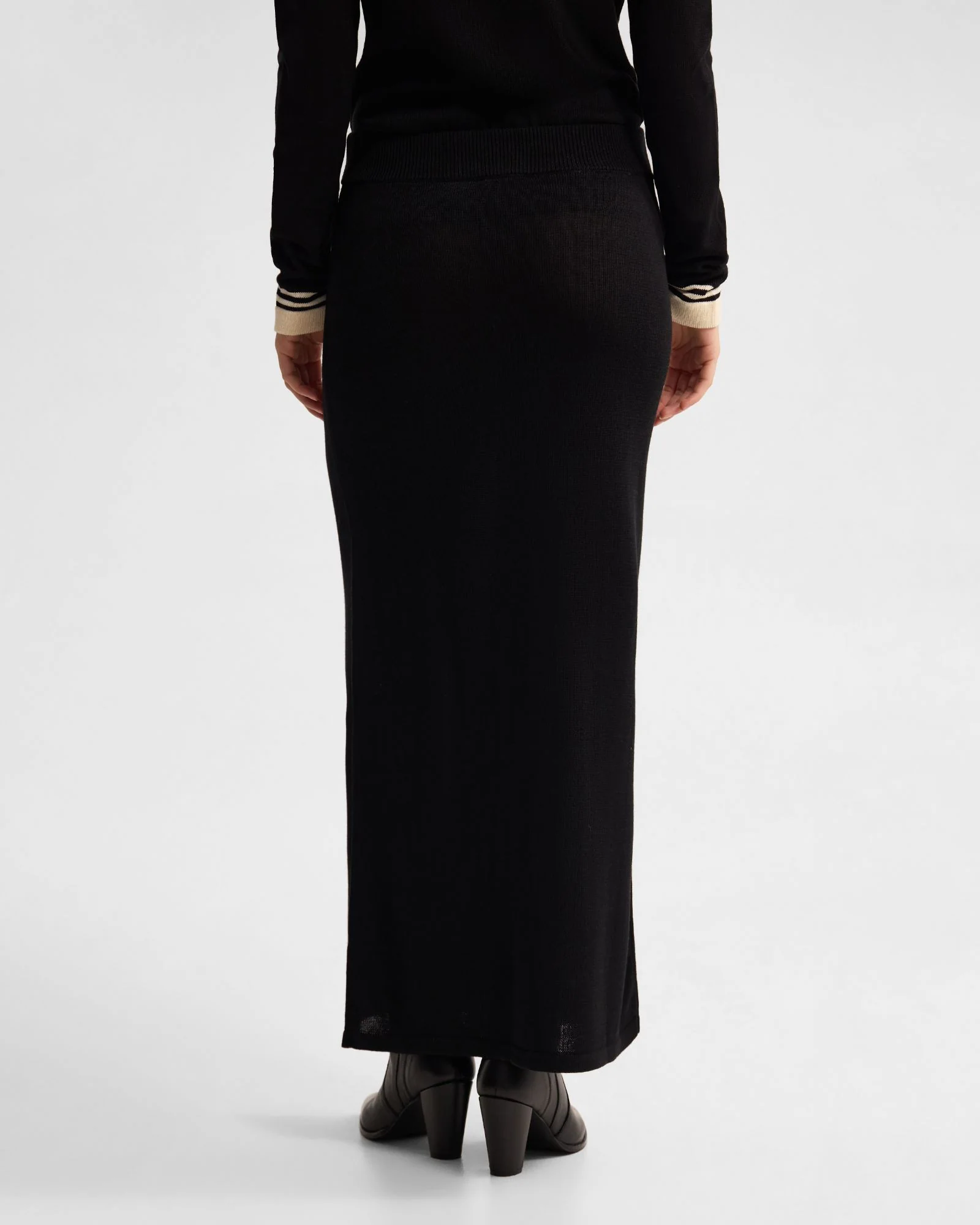Herra Knitted Skirt - Image 4