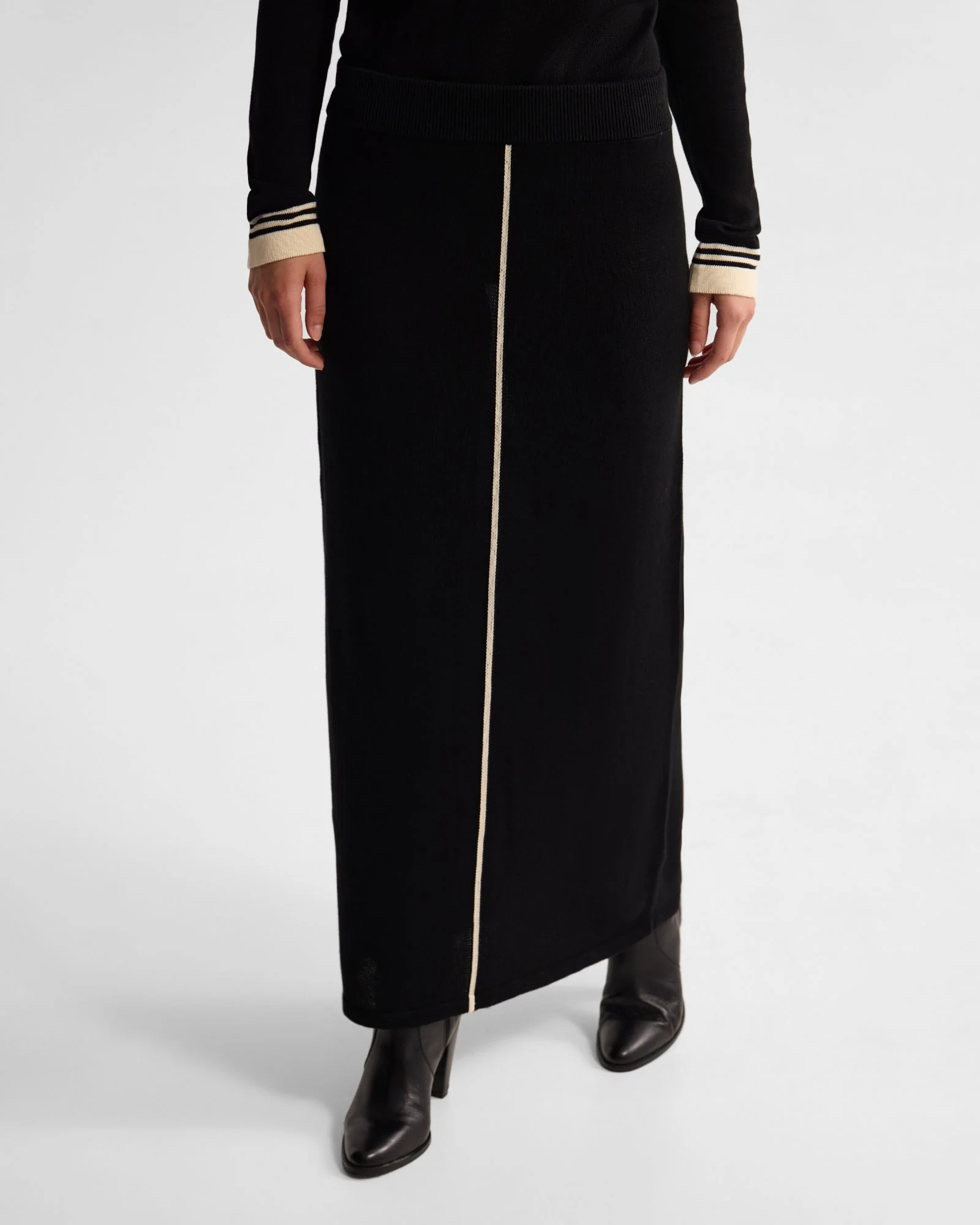 Herra Knitted Skirt - Image 5