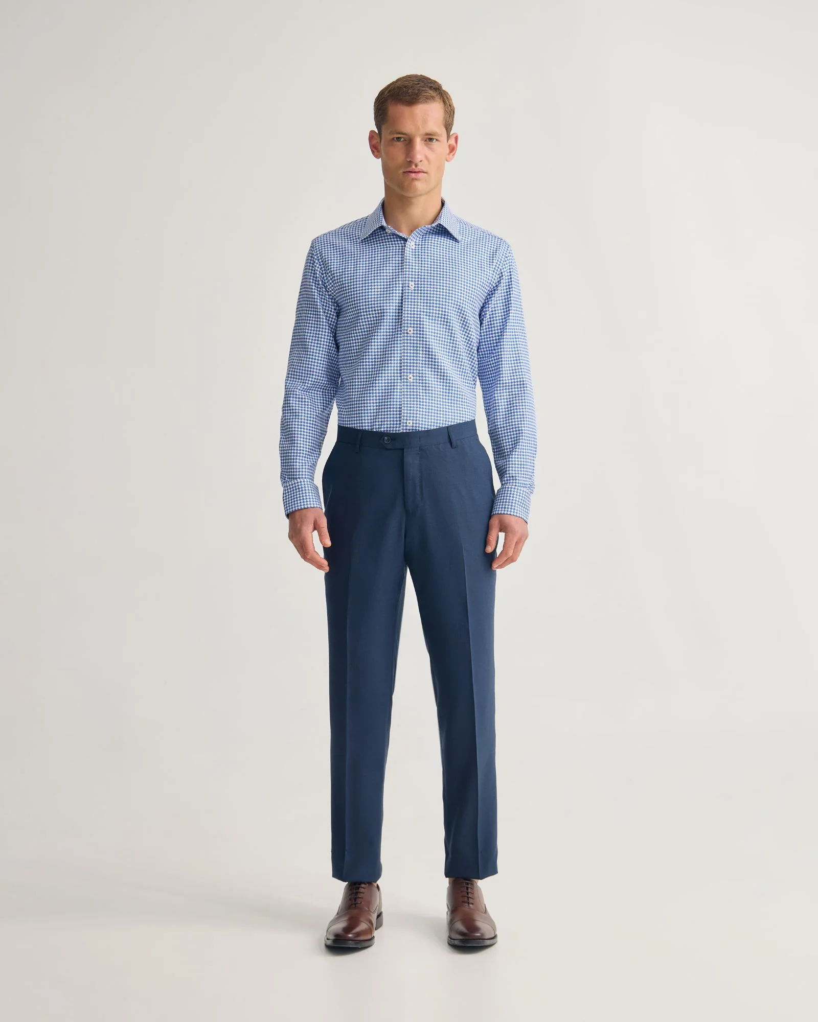 Islington Classic Fit Shirt - Image 2