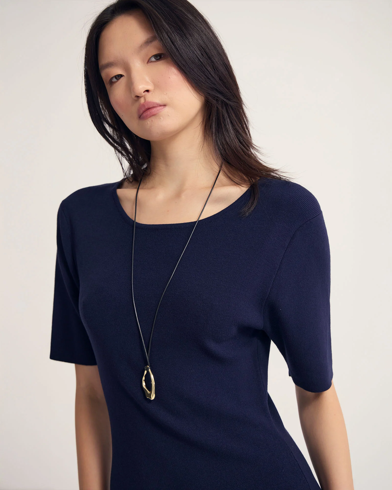 Lilith Thong Pendant Necklace - Image 4
