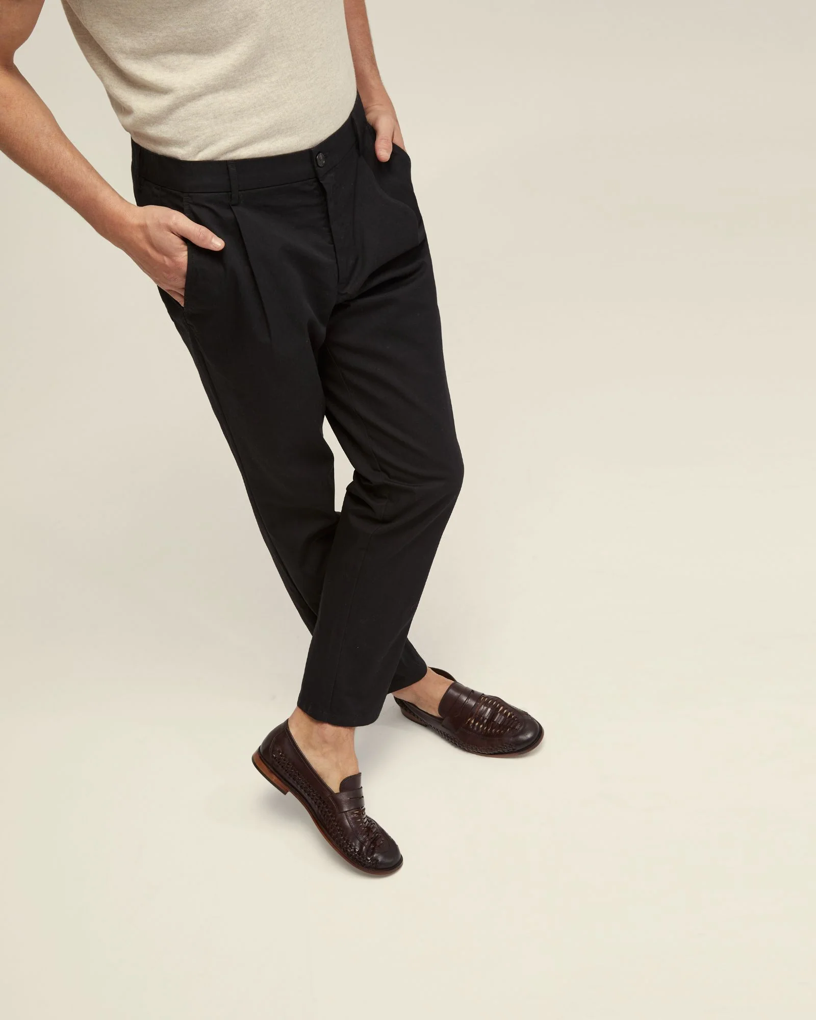 Magnus Pleat Front Pants - Image 4