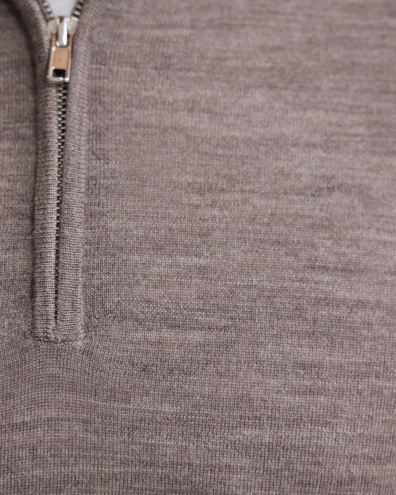 Merino Zip-Neck Wool Pullover - Image 28
