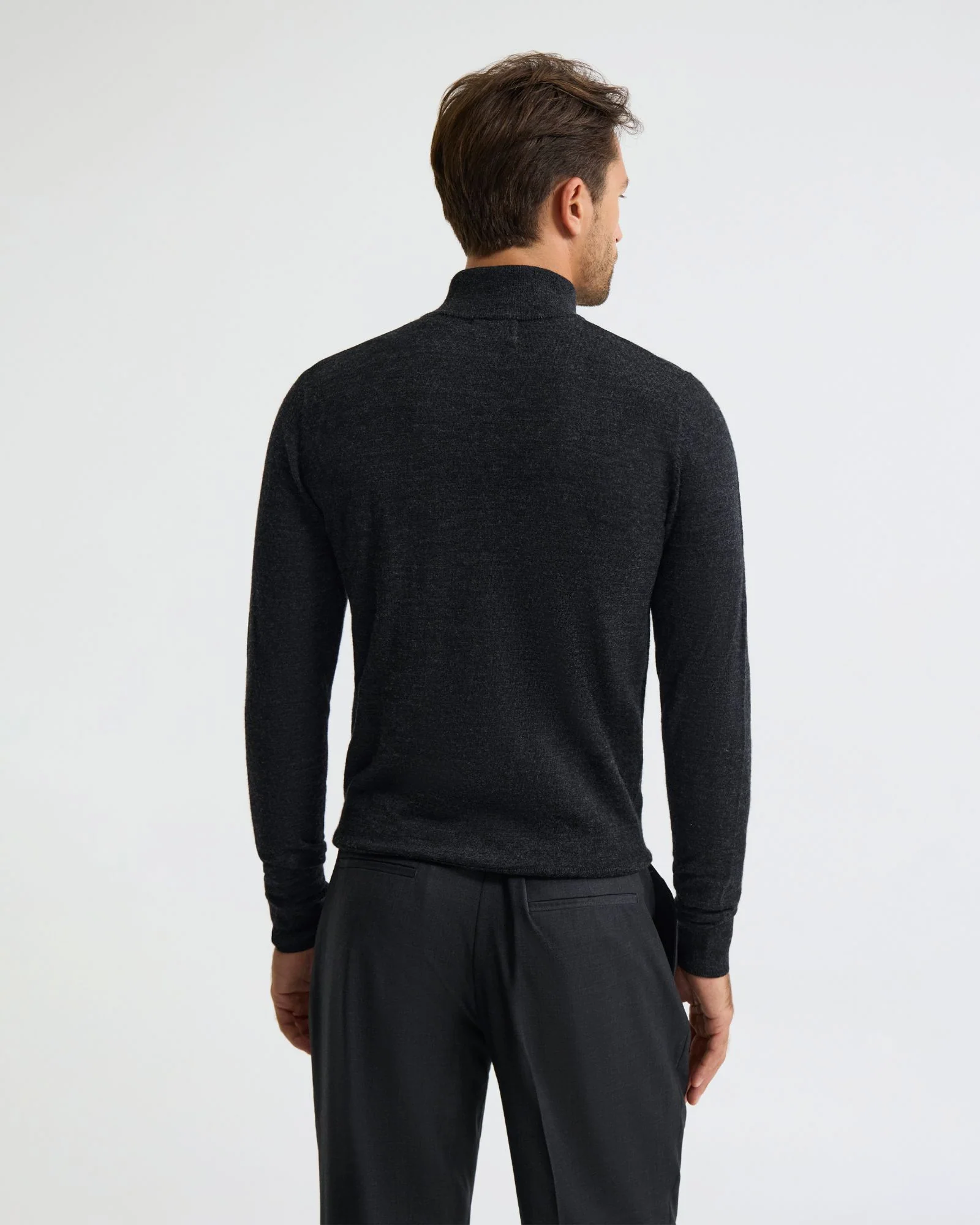 Merino Zip-Neck Wool Pullover - Image 32