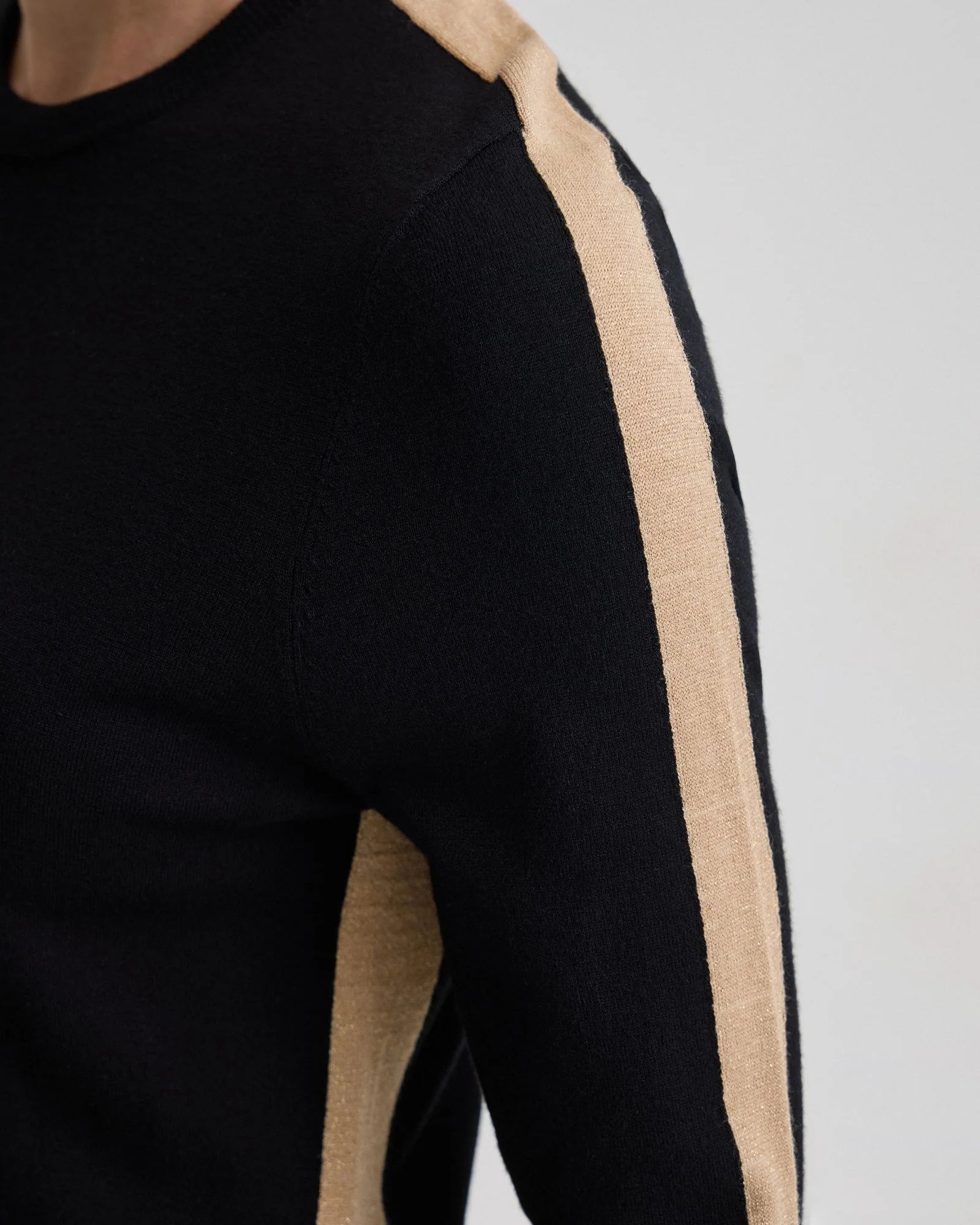 Pipper Knit Contrast Panel Dress - Image 6