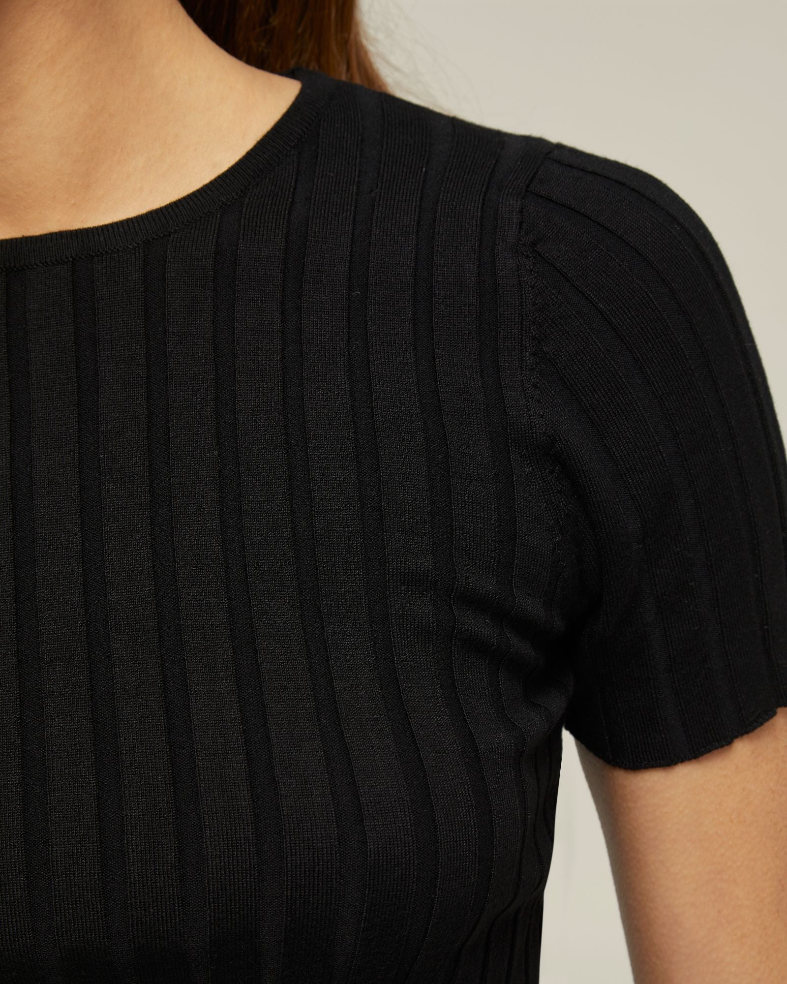 Sasha Crew Neck Rib Knit - Image 12