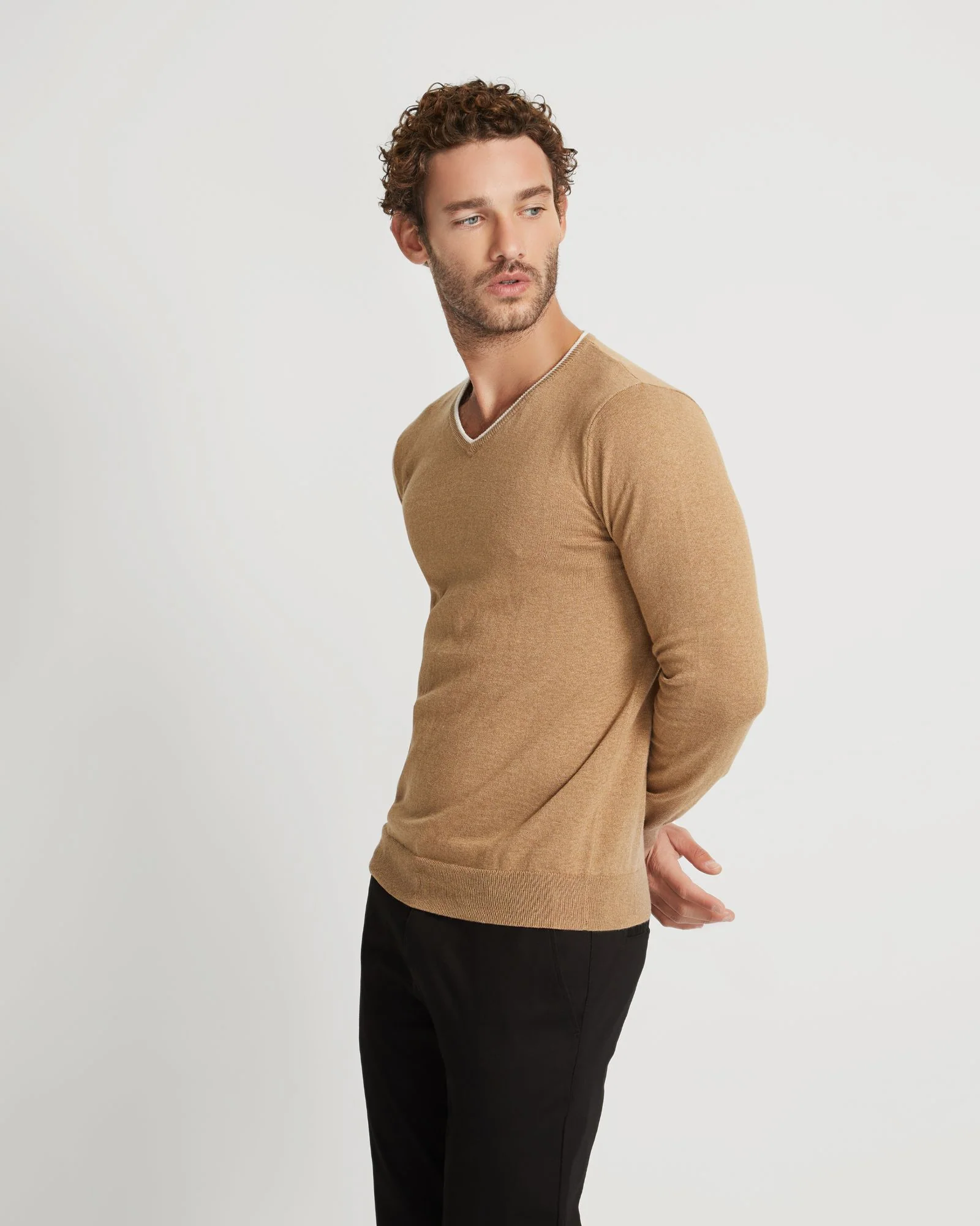 Tipping V-Neck Knitted Top - Image 8