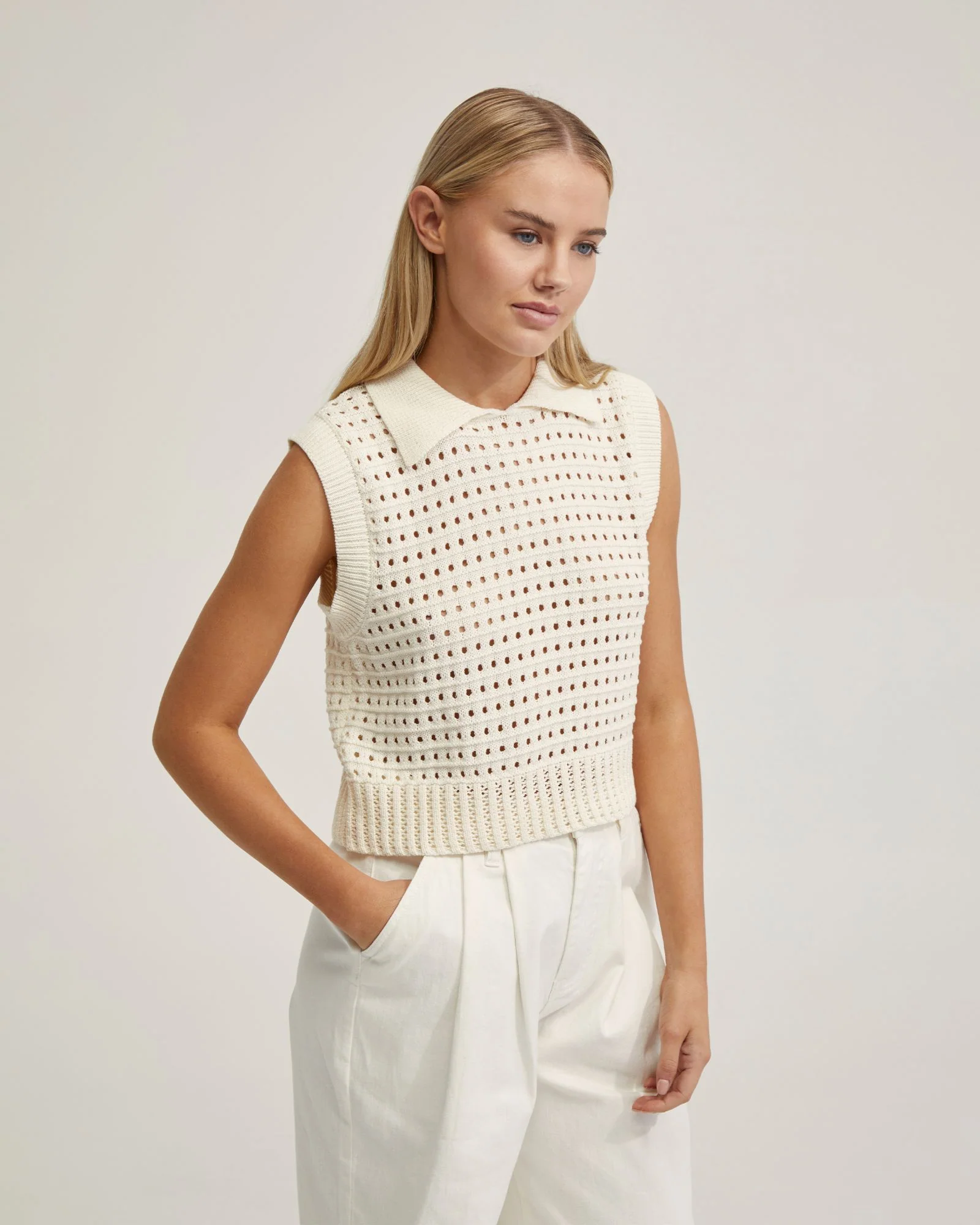 Tory Cotton Knitted Vest - Image 13